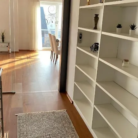 Fewo Luxus Wohnung Im Eigenen Ferienhaus, 120 Qm, Naehe Regensburg Mit Balkon, Terrasse & Garten, Gute Zuganbindung Laber Exterior foto