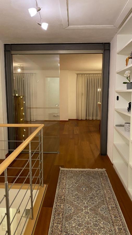 Luxus Im Eigenen Ferienhaus, 120 Qm, Naehe Regensburg Mit Balkon, Terrasse & Garten, Gute Zuganbindung Laber